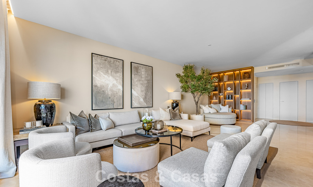 Luxe penthouse met panoramisch zeezicht te koop in La Quinta, Marbella - Benahavis 804301