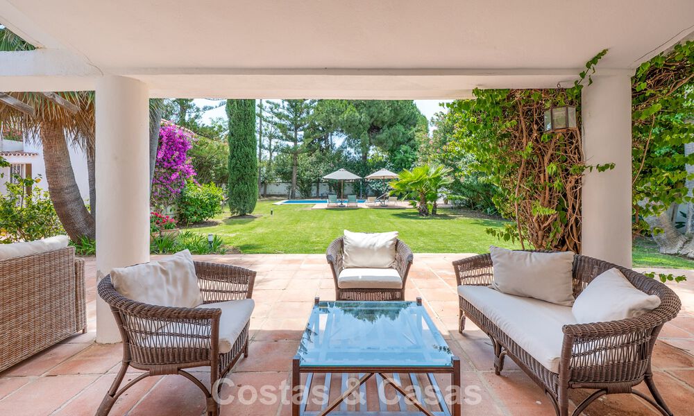 Authentieke mediterrane villa met gastenverblijf te koop vlak bij het strand in San Pedro Playa, Marbella 804328