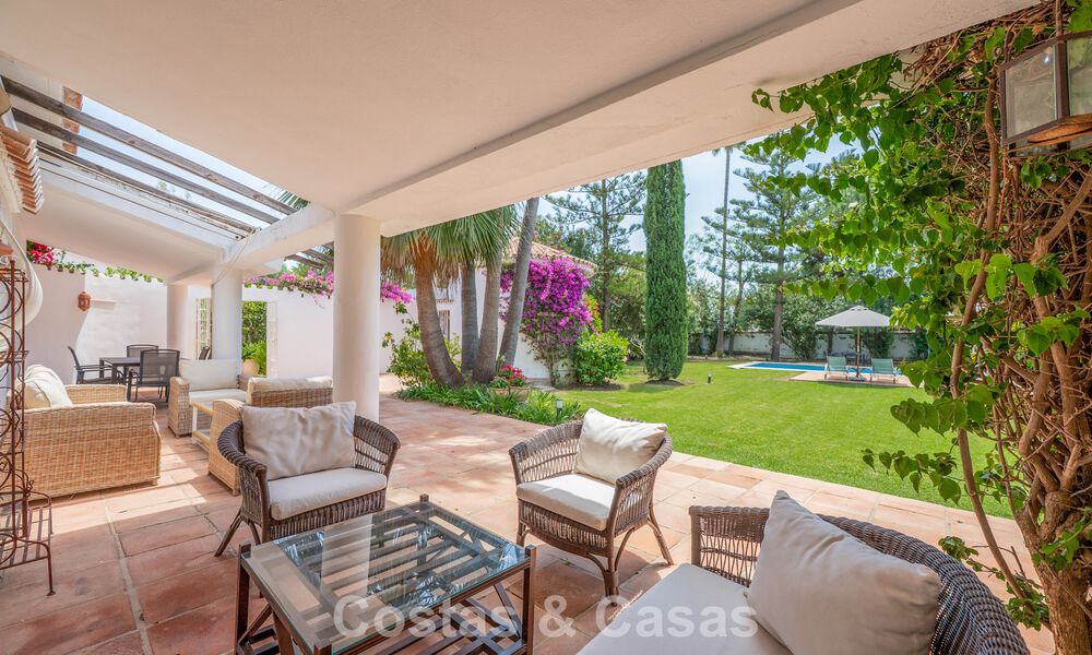 Authentieke mediterrane villa met gastenverblijf te koop vlak bij het strand in San Pedro Playa, Marbella 804329