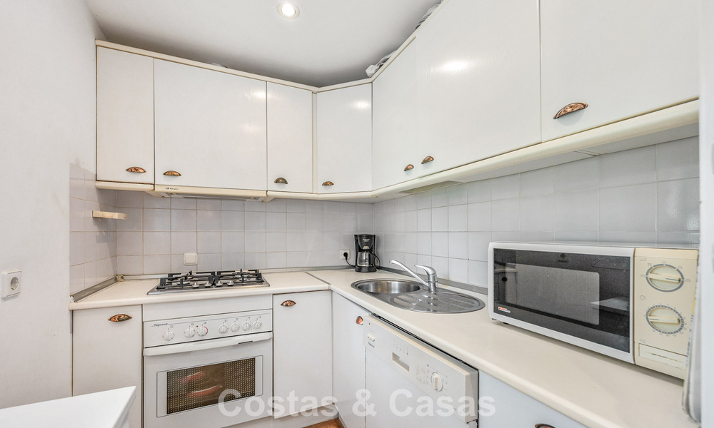 Authentieke mediterrane villa met gastenverblijf te koop vlak bij het strand in San Pedro Playa, Marbella 804364