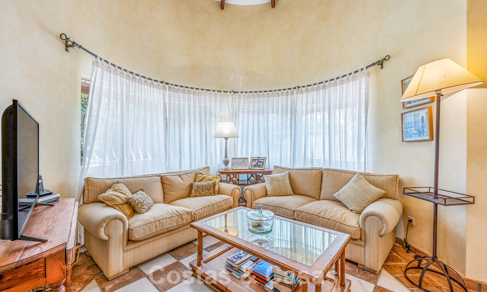 Authentieke mediterrane villa met gastenverblijf te koop vlak bij het strand in San Pedro Playa, Marbella 804372