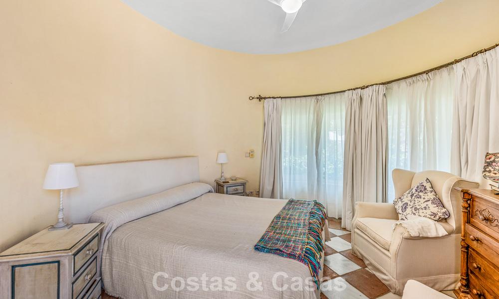 Authentieke mediterrane villa met gastenverblijf te koop vlak bij het strand in San Pedro Playa, Marbella 804374