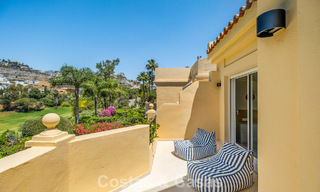 Luxueus totaal gerenoveerde halfvrijstaande woning, eerstelijns golf te koop in La Quinta, Marbella - Benahavis 804445 