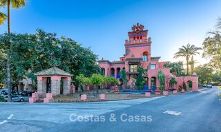 Ruim duplex penthouse met spectaculair dakterras te koop in Atalaya op de New Golden Mile tussen Marbella en Estepona 804656 