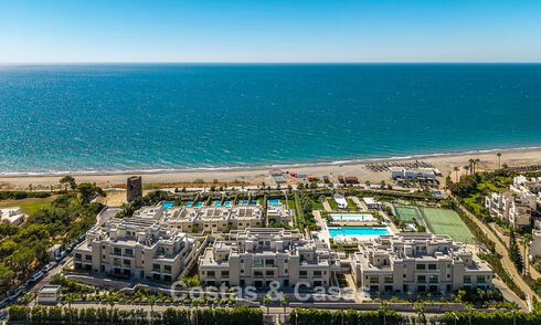 Verfijnd designappartement met zeezicht in een modern strandcomplex op de New Golden Mile, Marbella - Estepona 804707