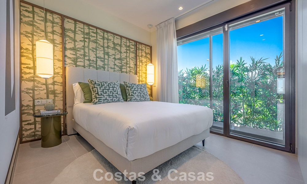 Verfijnd designappartement met zeezicht in een modern strandcomplex op de New Golden Mile, Marbella - Estepona 804711