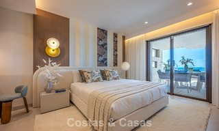Verfijnd designappartement met zeezicht in een modern strandcomplex op de New Golden Mile, Marbella - Estepona 804713 