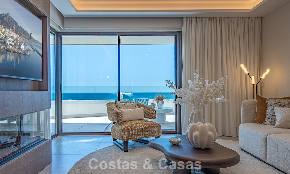 Verfijnd designappartement met zeezicht in een modern strandcomplex op de New Golden Mile, Marbella - Estepona 804732