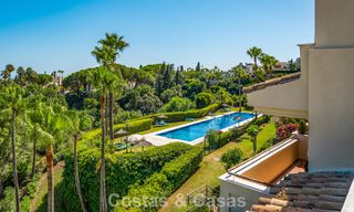 Luxueus, eigentijd gerenoveerd penthouse met panoramisch zeezicht te koop in Sierra Blanca op de Golden Mile, Marbella 804806 