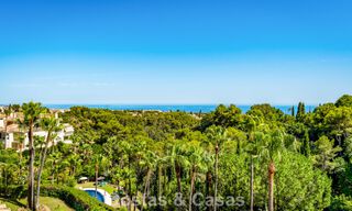 Luxueus, eigentijd gerenoveerd penthouse met panoramisch zeezicht te koop in Sierra Blanca op de Golden Mile, Marbella 804807 