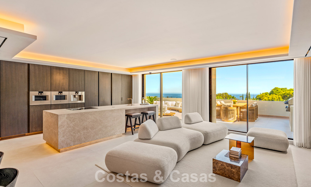 Luxueus, eigentijd gerenoveerd penthouse met panoramisch zeezicht te koop in Sierra Blanca op de Golden Mile, Marbella 804810