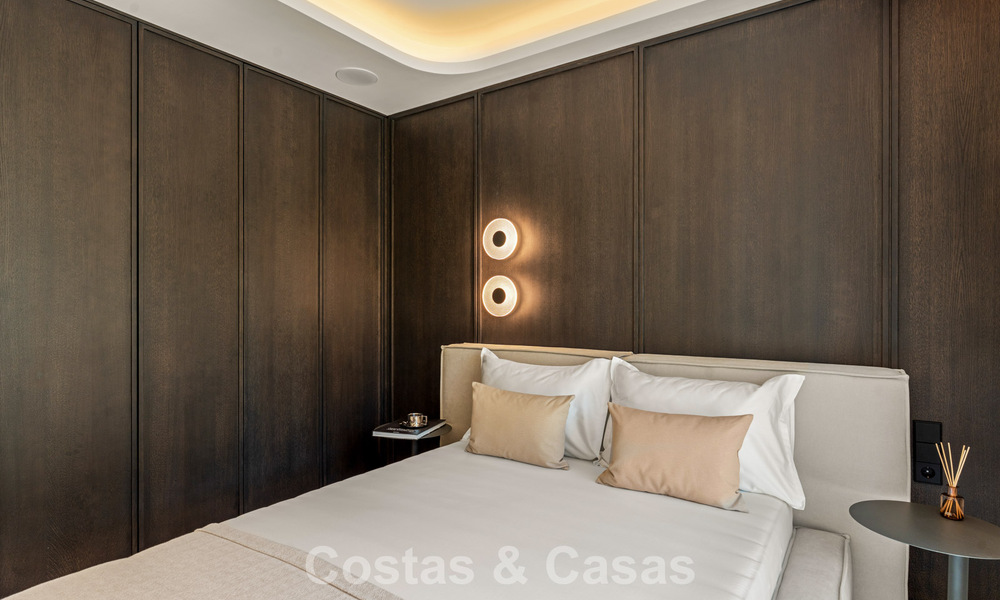 Luxueus, eigentijd gerenoveerd penthouse met panoramisch zeezicht te koop in Sierra Blanca op de Golden Mile, Marbella 804820