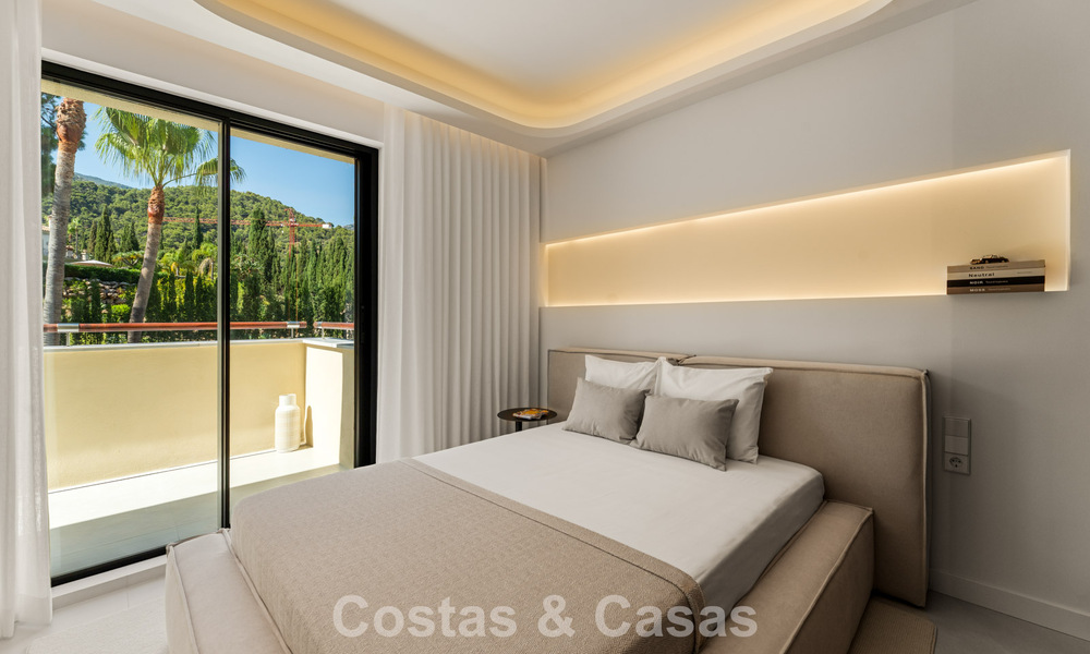 Luxueus, eigentijd gerenoveerd penthouse met panoramisch zeezicht te koop in Sierra Blanca op de Golden Mile, Marbella 804822