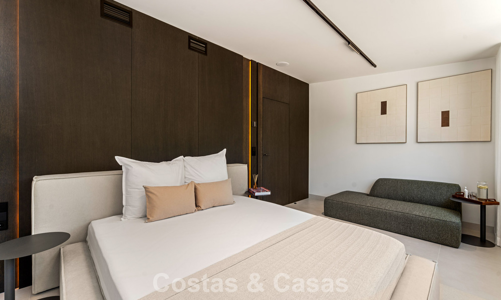 Luxueus, eigentijd gerenoveerd penthouse met panoramisch zeezicht te koop in Sierra Blanca op de Golden Mile, Marbella 804827