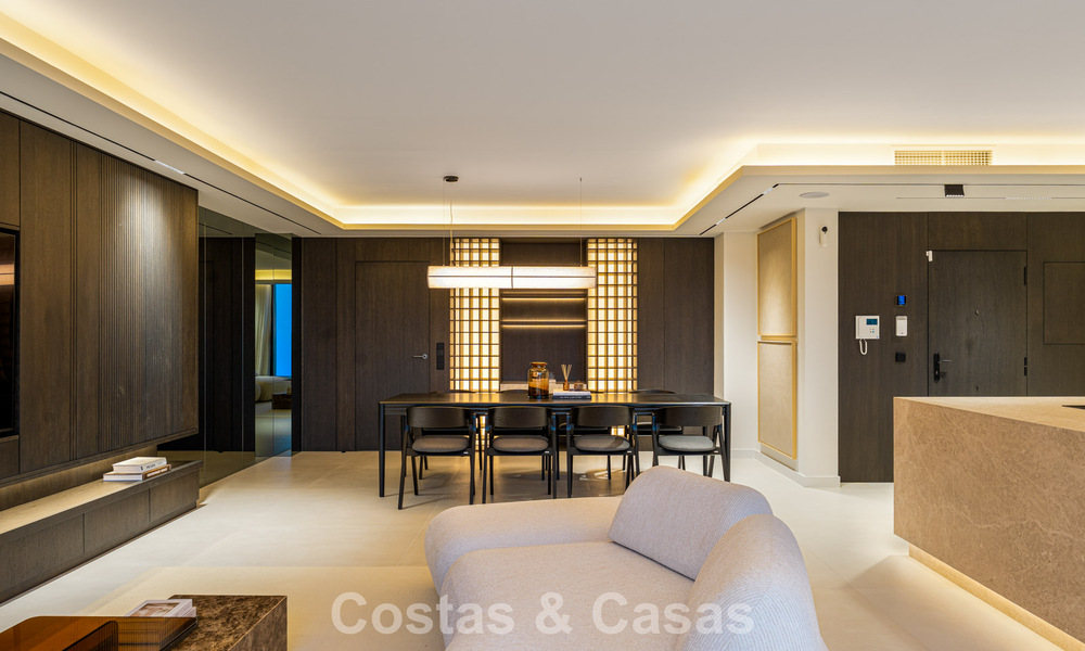 Luxueus, eigentijd gerenoveerd penthouse met panoramisch zeezicht te koop in Sierra Blanca op de Golden Mile, Marbella 804834