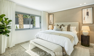 Spaanse villa met een modern interieur en een grote tuin te koop op de New Golden Mile in Benahavis tussen Marbella en Estepona 804845 