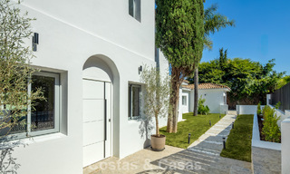 Spaanse villa met een modern interieur en een grote tuin te koop op de New Golden Mile in Benahavis tussen Marbella en Estepona 804849 