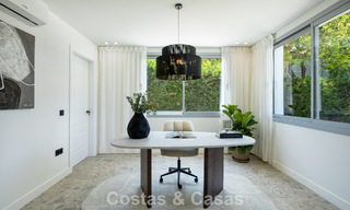 Spaanse villa met een modern interieur en een grote tuin te koop op de New Golden Mile in Benahavis tussen Marbella en Estepona 804859 