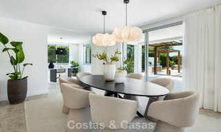 Spaanse villa met een modern interieur en een grote tuin te koop op de New Golden Mile in Benahavis tussen Marbella en Estepona 804861 