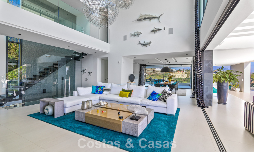 Exclusieve eigentijdse villa met panoramisch zeezicht te koop in Los Flamingos een 5* golfresort in Marbella - Benahavis 804763
