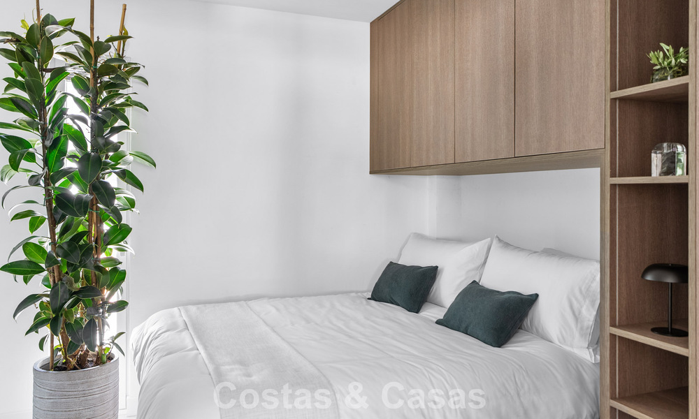 Elegant gerenoveerde rijhuis met privézwembad te koop in Nueva Andalucia, Marbella 804917