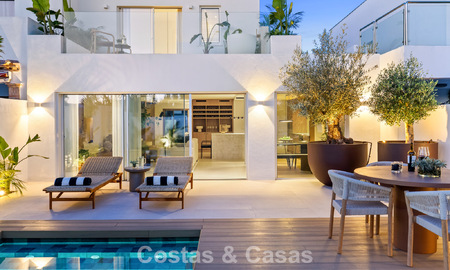 Elegant gerenoveerde rijhuis met privézwembad te koop in Nueva Andalucia, Marbella 804919