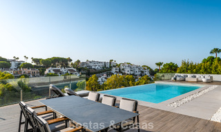 Modern-mediterrane, nieuwe luxevilla te koop in een exclusieve gated community in Marbella - Benahavis 805174 