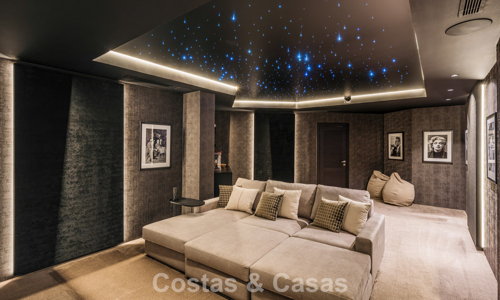 Modern-mediterrane, nieuwe luxevilla te koop in een exclusieve gated community in Marbella - Benahavis 805184