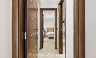 Modern penthouse te koop in een eerstelijnsstrandcomplex aan de New Golden Mile tussen Marbella en Estepona 805422 