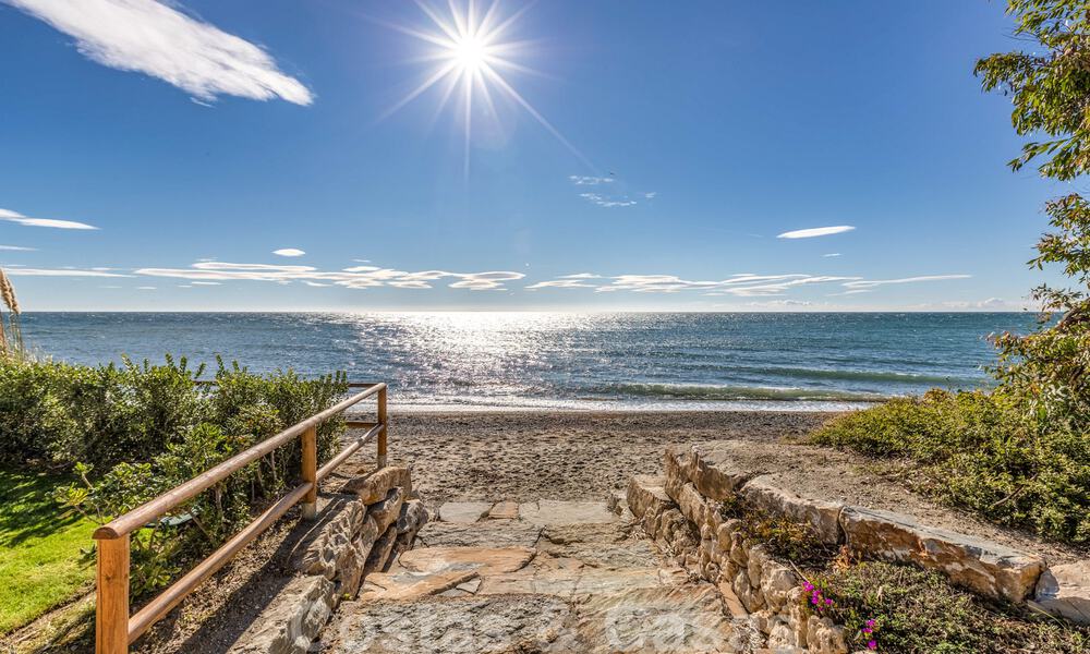 Modern penthouse te koop in een eerstelijnsstrandcomplex aan de New Golden Mile tussen Marbella en Estepona 805455
