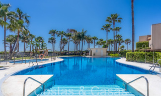 Modern penthouse te koop in een eerstelijnsstrandcomplex aan de New Golden Mile tussen Marbella en Estepona 805456 