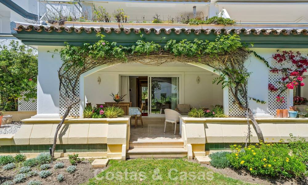 Appartementen te koop in Dominion Beach, een prestigieus eerstelijns strandcomplex, New Golden Mile, Marbella - Estepona 805389