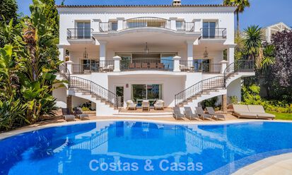 Royale, Mediterrane luxevilla te koop aan de golfbaan in La Quinta, Marbella - Benahavis 805539