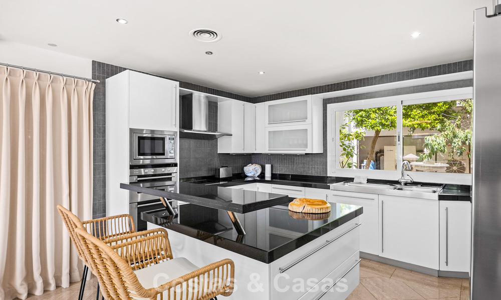 Royale, Mediterrane luxevilla te koop aan de golfbaan in La Quinta, Marbella - Benahavis 805542