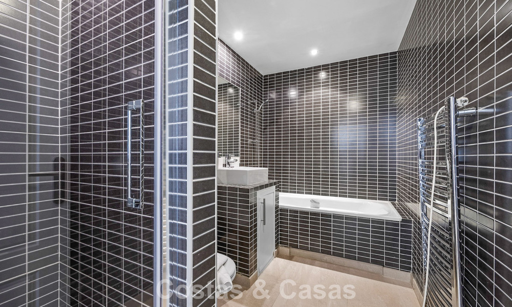 Royale, Mediterrane luxevilla te koop aan de golfbaan in La Quinta, Marbella - Benahavis 805559