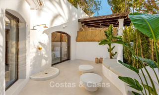 Appartementen te koop in “Golden Beach” een eerstelijns strandcomplex in Elviria, Oost-Marbella 805253 