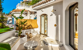Appartementen te koop in “Golden Beach” een eerstelijns strandcomplex in Elviria, Oost-Marbella 805261 