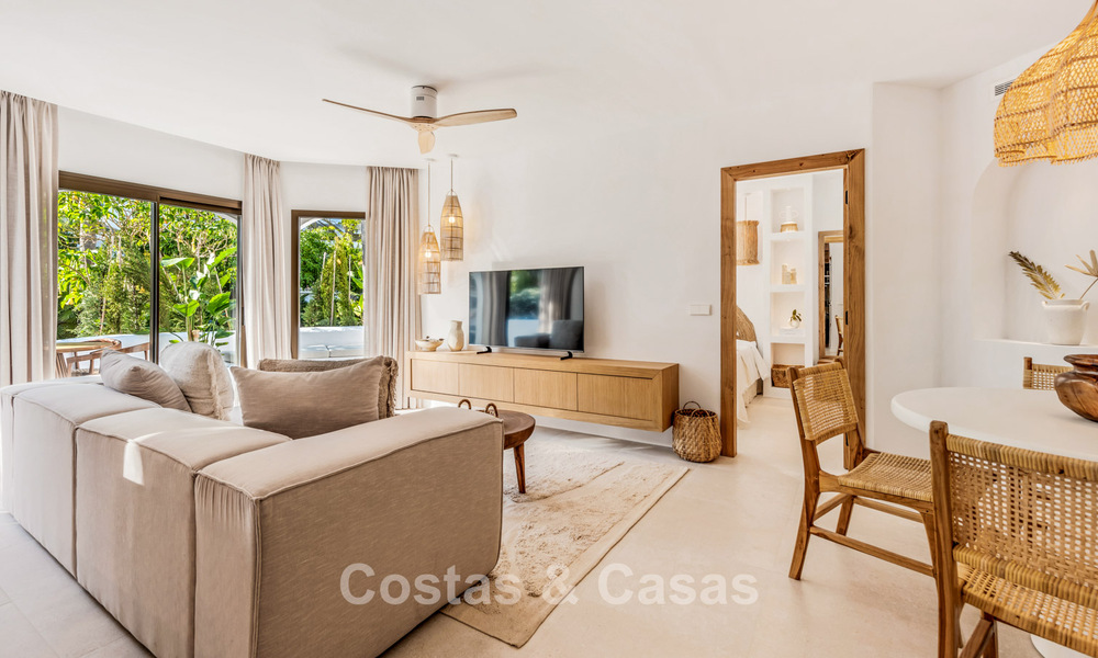 Appartementen te koop in “Golden Beach” een eerstelijns strandcomplex in Elviria, Oost-Marbella 805264