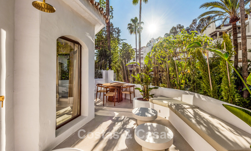 Appartementen te koop in “Golden Beach” een eerstelijns strandcomplex in Elviria, Oost-Marbella 805265