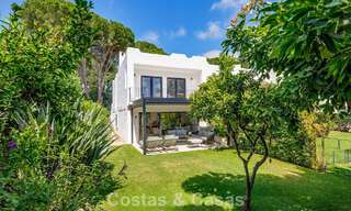 Huizen te koop in “Peña Blanca”, een 24u beveiligde urbanisatie omgeven door de Aloha golfbaan in Nueva Andalucía, Marbella 805211 