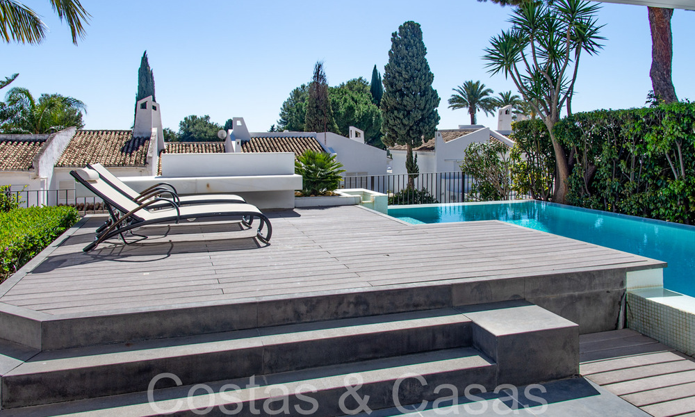 Huizen te koop in “Peña Blanca”, een 24u beveiligde urbanisatie omgeven door de Aloha golfbaan in Nueva Andalucía, Marbella 805218