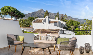 Huizen te koop in “Peña Blanca”, een 24u beveiligde urbanisatie omgeven door de Aloha golfbaan in Nueva Andalucía, Marbella 805227 