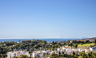Moderne luxe appartementen te koop met zeezicht in Botanic, een beveiligde urbanisatie in Benahavis - Marbella 805481 