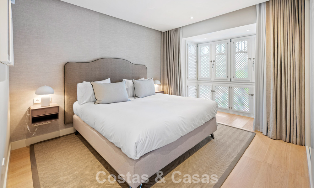 Luxueus gerenoveerd 3-slaapkamer appartement te koop in Puente Romano, op Marbella’s Golden Mile 805755