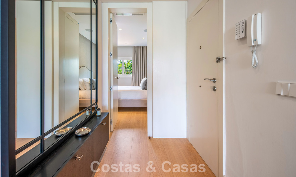 Luxueus gerenoveerd 3-slaapkamer appartement te koop in Puente Romano, op Marbella’s Golden Mile 805773