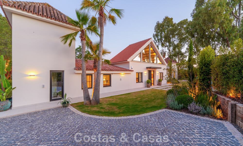 Luxueuze, gelijkvloerse villa met verwarmd zwembad te koop, beachside nabij Puerto Banus en San Pedro, Marbella 805784