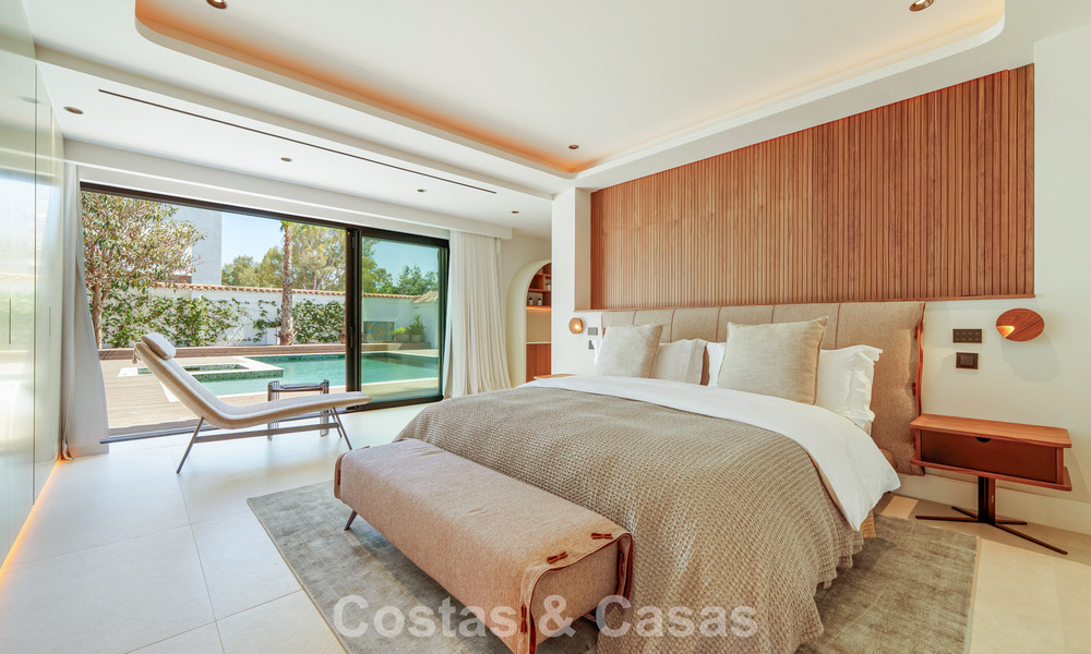 Luxueuze, gelijkvloerse villa met verwarmd zwembad te koop, beachside nabij Puerto Banus en San Pedro, Marbella 805802