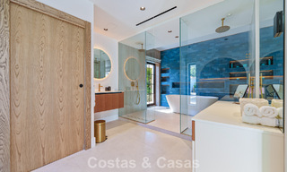 Luxueuze, gelijkvloerse villa met verwarmd zwembad te koop, beachside nabij Puerto Banus en San Pedro, Marbella 805803 