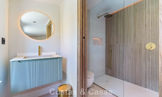 Luxueuze, gelijkvloerse villa met verwarmd zwembad te koop, beachside nabij Puerto Banus en San Pedro, Marbella 805819 