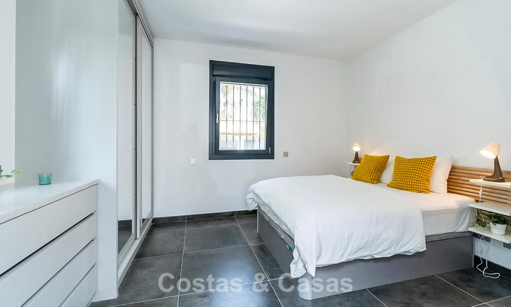 Moderne Spaanse villa met een groot zwembad te koop in Nueva Andalucia, Marbella 805930